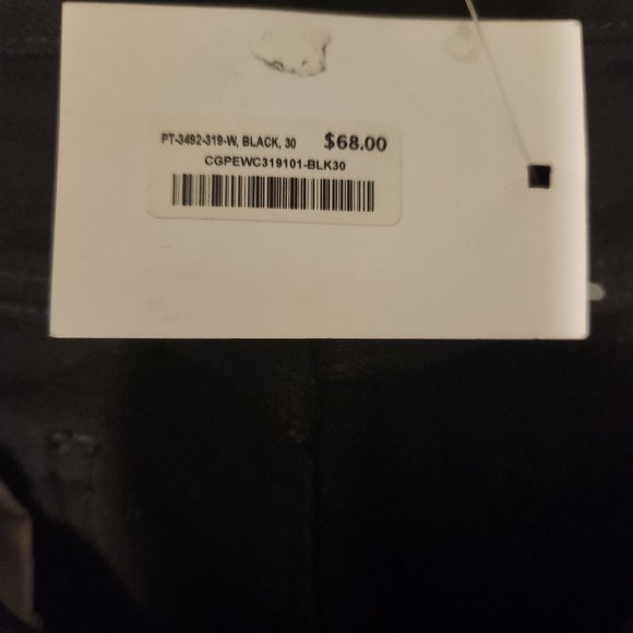 Oak + Fort Jean, Black - Picture 3 of 3